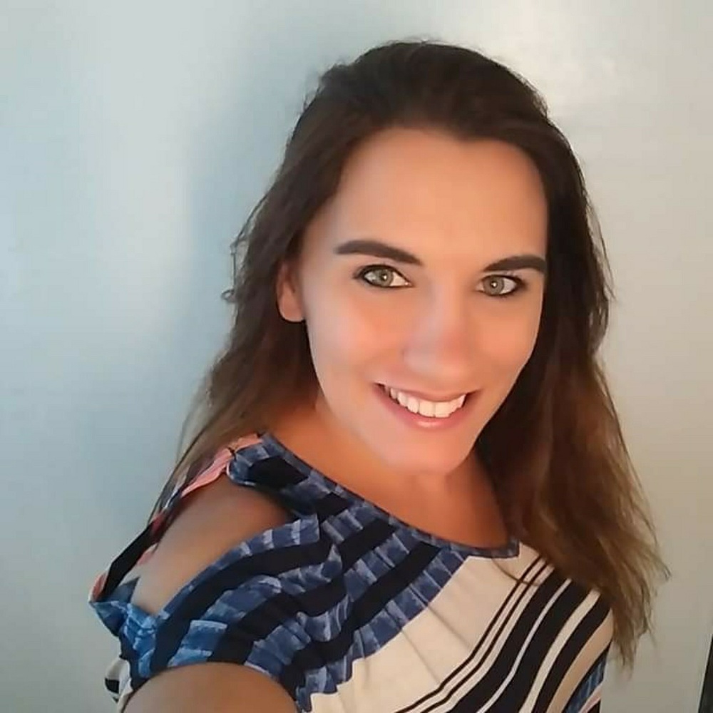 Meet your Posher, Rebecca